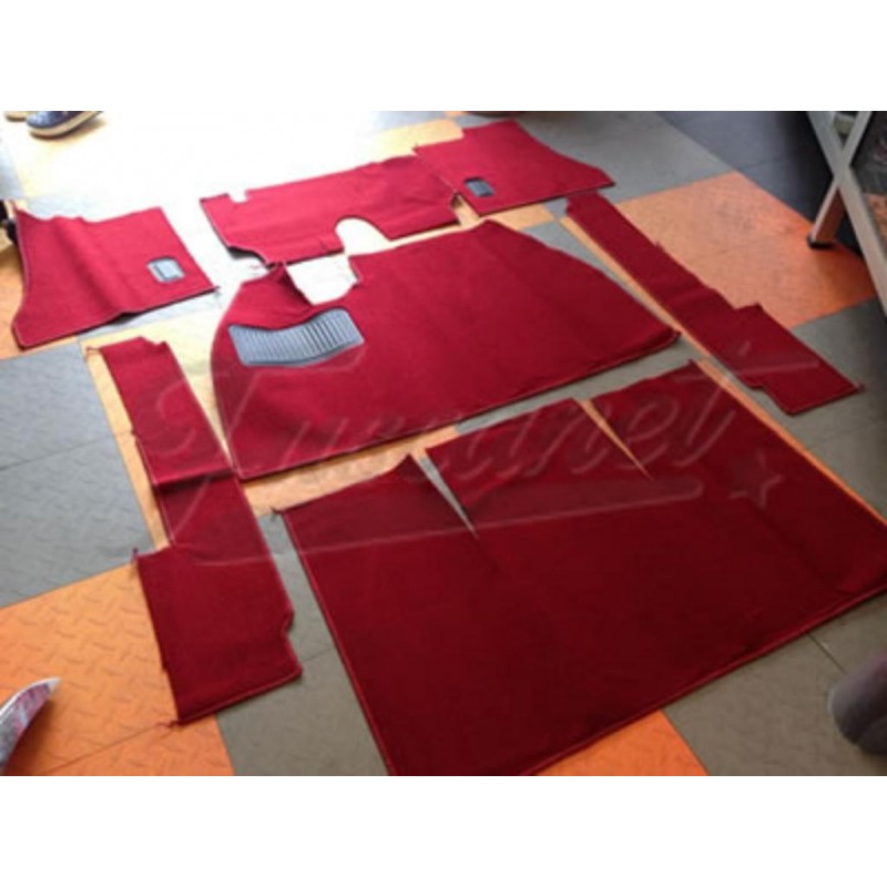 Kit alfombra fusca 7pc s/ posapie 58-68 roja TMI